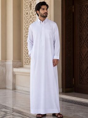 Men’s White Thobe / Jubba – Longline Button Collar Robe – Size 54